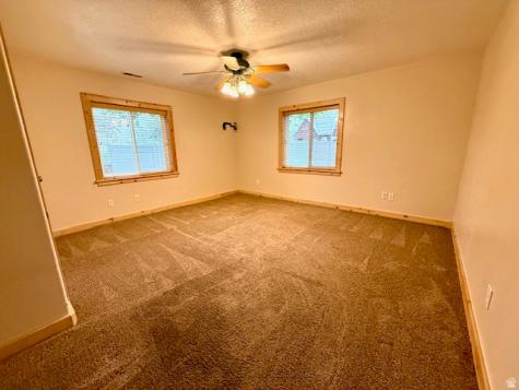 596 E 4190 N Provo UT 84604