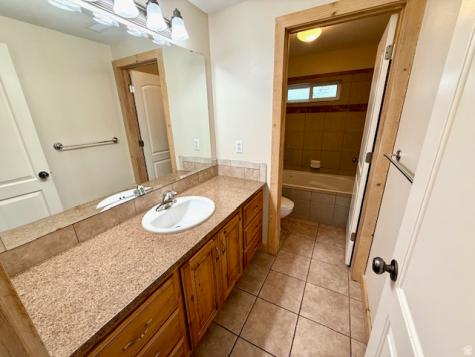 596 E 4190 N Provo UT 84604