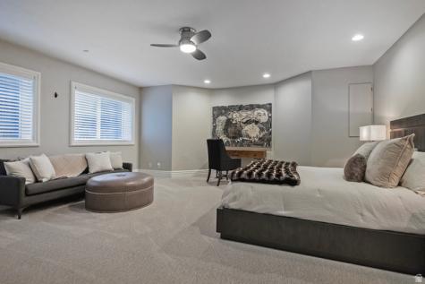 2227 E 5340 S Holladay UT 84117