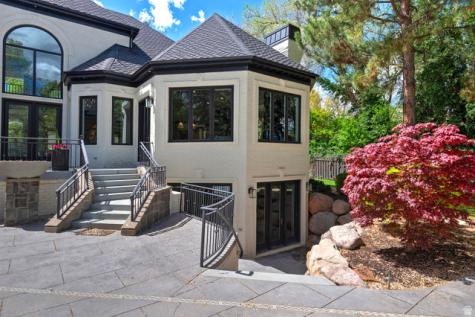 2227 E 5340 S Holladay UT 84117