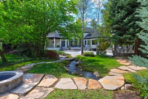 2227 E 5340 S Holladay UT 84117