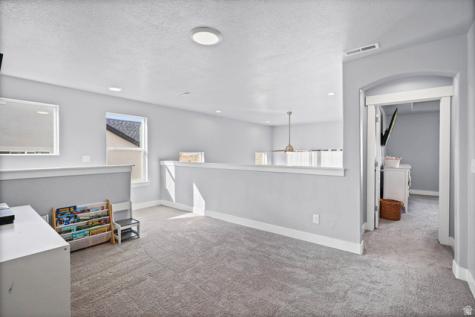586 N Hill View Drive Saratoga Springs UT 84045