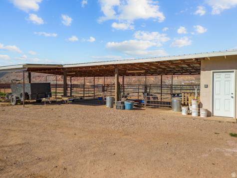 2911 E Washington Dam Road Washington UT 84780