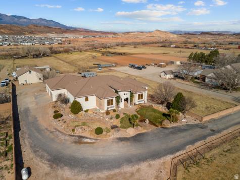 2911 E Washington Dam Road Washington UT 84780