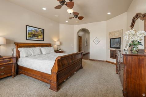 2911 E Washington Dam Road Washington UT 84780