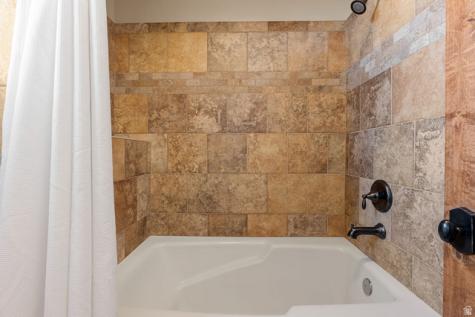 2911 E Washington Dam Road Washington UT 84780