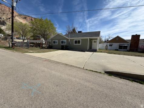 210 Ridgeway Street Helper UT 84526