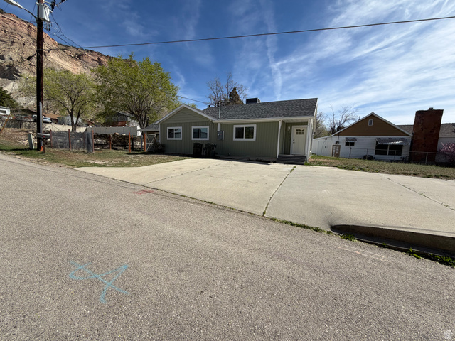 210 Ridgeway Street Helper UT 84526