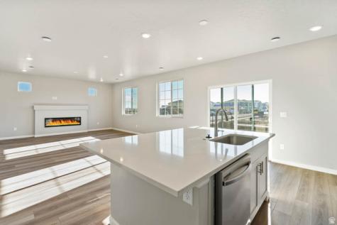 7046 N Sandstone Way Eagle Mountain UT 84005