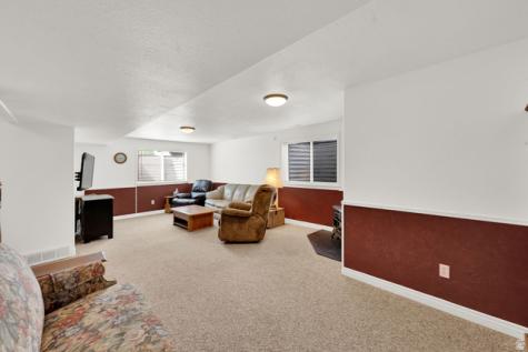 543 E 2300 N North Ogden UT 84414