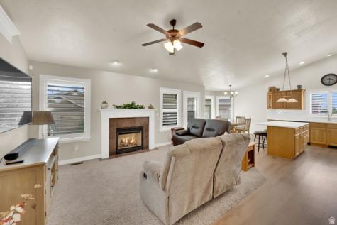 543 E 2300 N North Ogden UT 84414