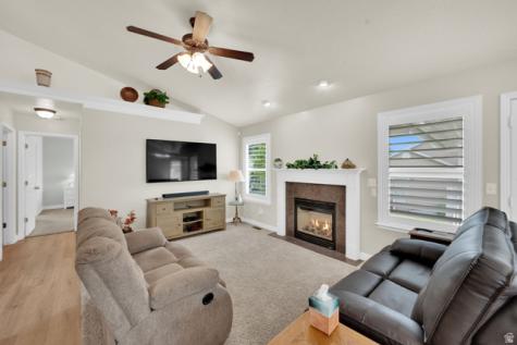 543 E 2300 N North Ogden UT 84414