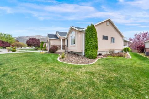 543 E 2300 N North Ogden UT 84414