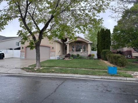 5754 S Crest Flower Way W Kearns UT 84118