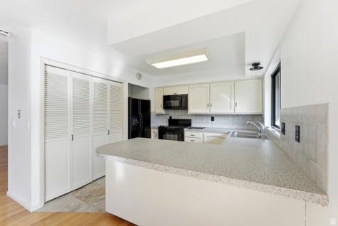 488 E 250 S Hyde Park UT 84318