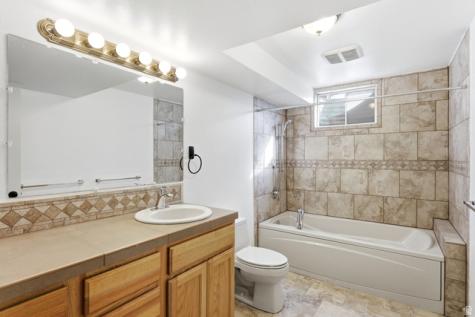 488 E 250 S Hyde Park UT 84318
