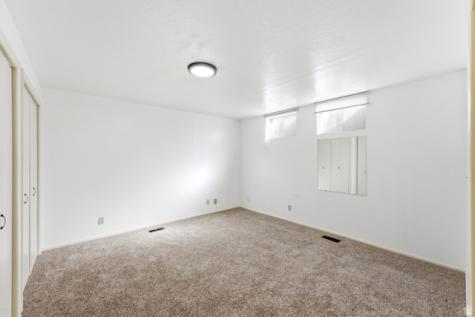 488 E 250 S Hyde Park UT 84318