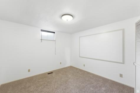 488 E 250 S Hyde Park UT 84318
