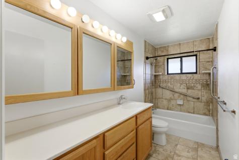 488 E 250 S Hyde Park UT 84318