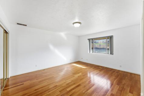 488 E 250 S Hyde Park UT 84318