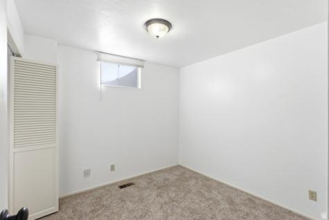 488 E 250 S Hyde Park UT 84318
