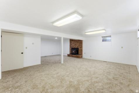488 E 250 S Hyde Park UT 84318
