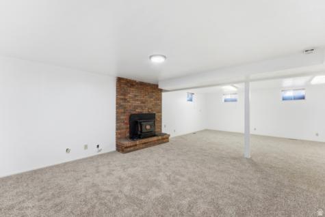 488 E 250 S Hyde Park UT 84318