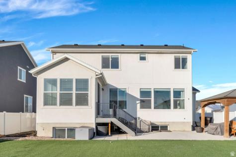 7940 N Seattle Slew Road Eagle Mountain UT 84005