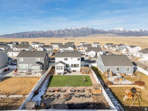 7940 N Seattle Slew Road Eagle Mountain UT 84005