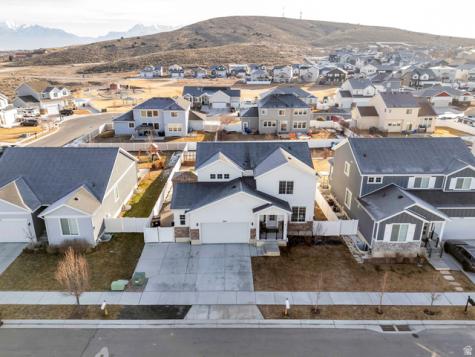 7940 N Seattle Slew Road Eagle Mountain UT 84005