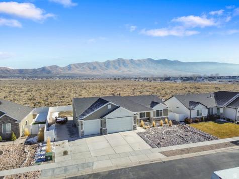 4854 N Cliffrose Drive Eagle Mountain UT 84005