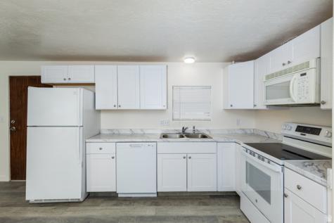 8547 S Coachman Way W West Jordan UT 84088