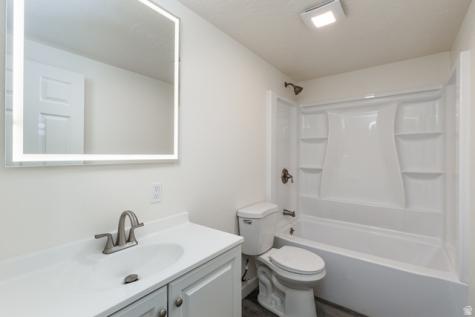 8547 S Coachman Way W West Jordan UT 84088