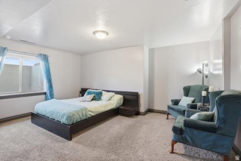 486 E 100 N Tremonton UT 84337