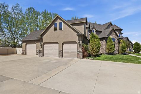 486 E 100 N Tremonton UT 84337