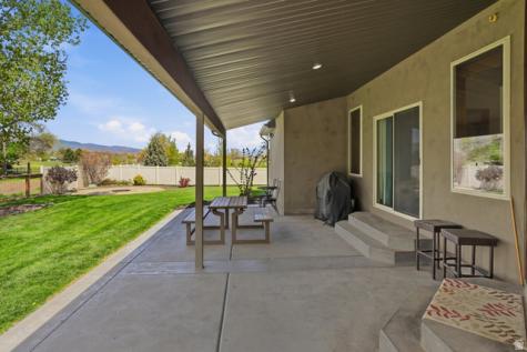 486 E 100 N Tremonton UT 84337