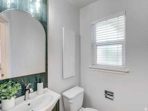 3003 E 4505 S Salt Lake City UT 84117