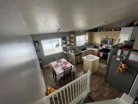 2376 S 2885 W Syracuse UT 84075