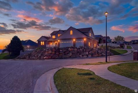 1035 N Valley Drive Tremonton UT 84337