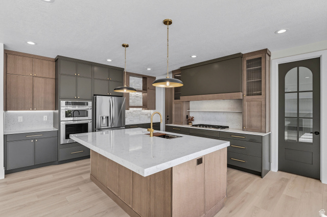 832 E 4170 S Millcreek UT 84107