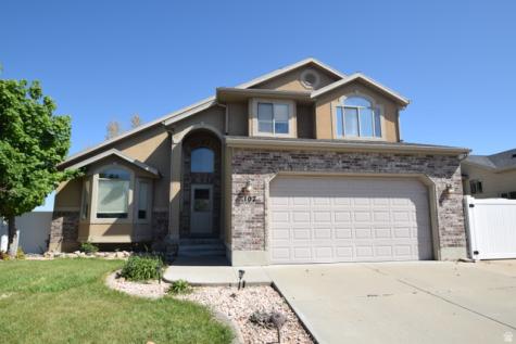 107 E 2100 S Clearfield UT 84015