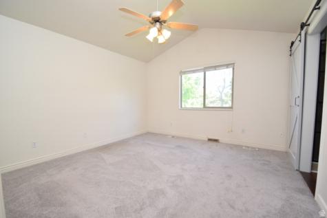 107 E 2100 S Clearfield UT 84015