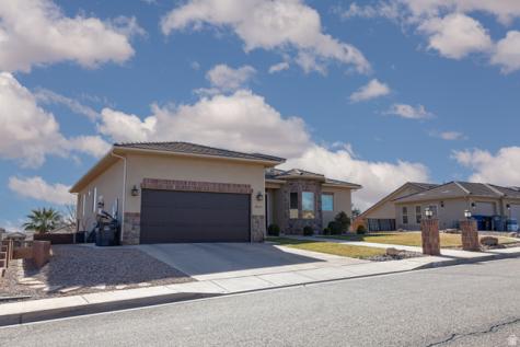 2832 E 410 N St. George UT 84790