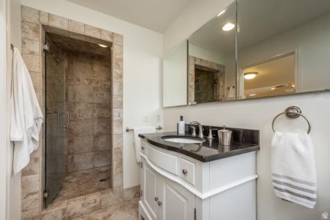 3404 S 2130 E Salt Lake City UT 84109