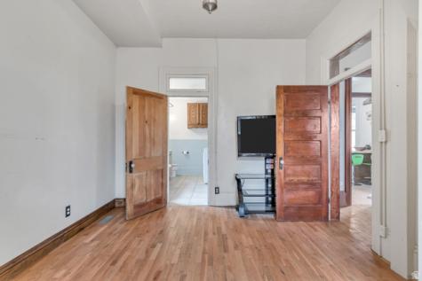 585 S 400 E Springville UT 84663