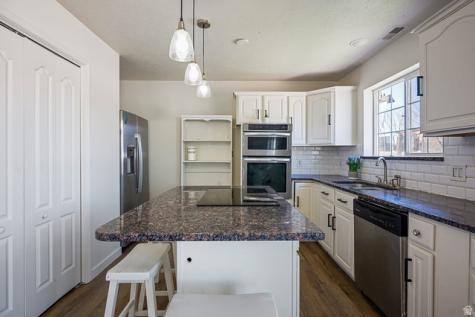795 N 2770 W Provo UT 84601