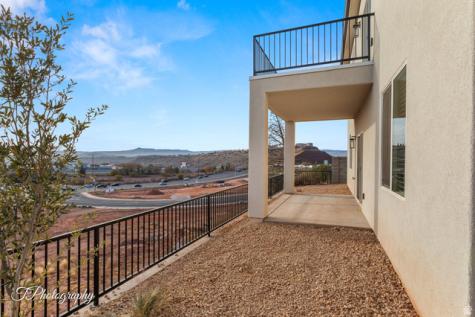 840 N Twin Lakes Drive St. George UT 84770