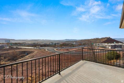 840 N Twin Lakes Drive St. George UT 84770