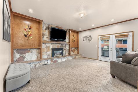 2416 E 10305 S Sandy UT 84092