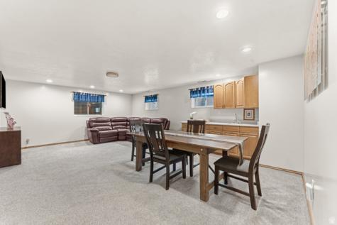 2416 E 10305 S Sandy UT 84092